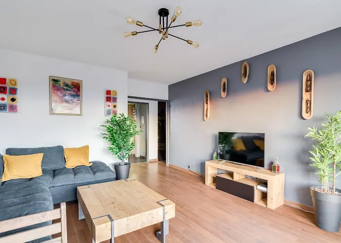 아파트 Floor - 2 Chambres, Free Wifi & Parking & Sunset By Immoconciergerie 몽펠리에