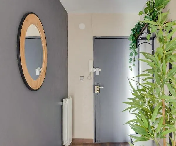 아파트 Floor - 2 Chambres, Free Wifi & Parking & Sunset By Immoconciergerie
